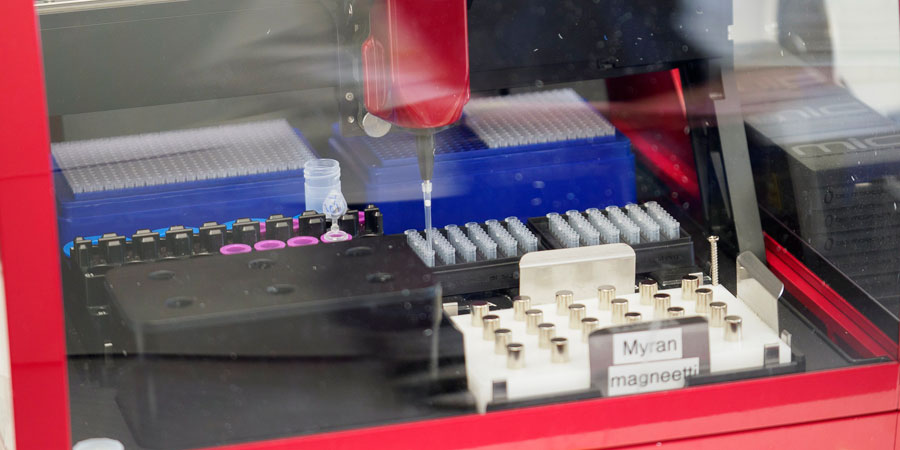 En pipetteringsmaskin.